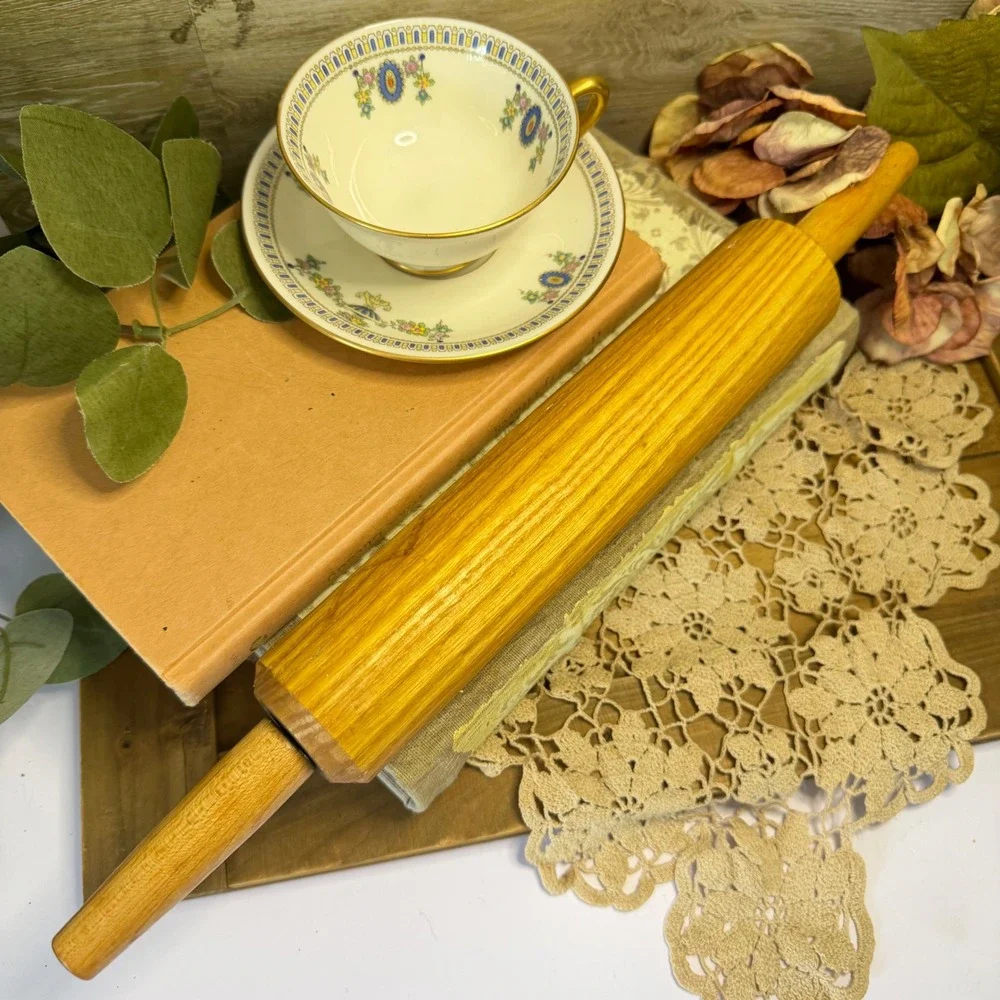 Vintage Style Wooden Rolling Pin Natural Grain Farmhouse Kitchen Baking Tool